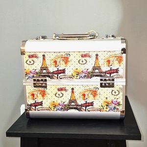 Multifunctional Storage Box